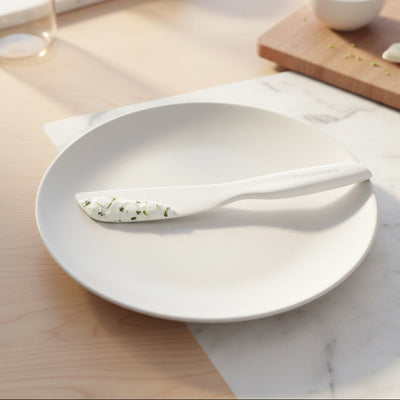 The Tupperware Knife Spreader