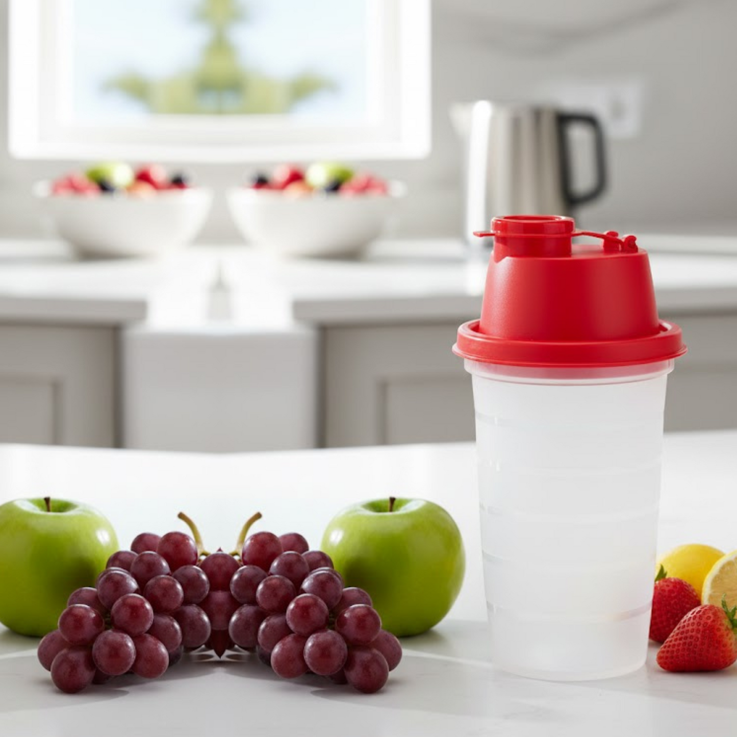 Tupperware Junior Quick Shake