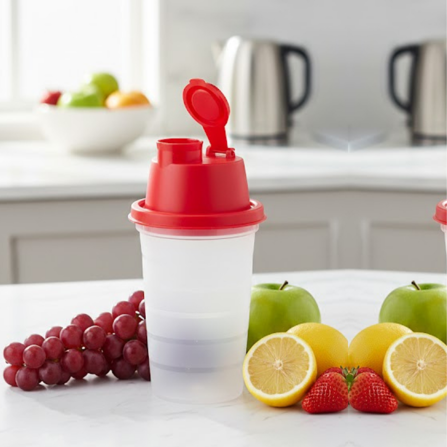 Tupperware Junior Quick Shake