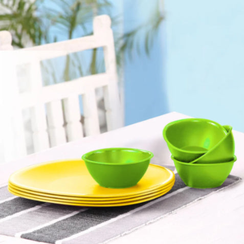 Tupperware Legacy Dinnerware Set 4 Plates 4 Bowls